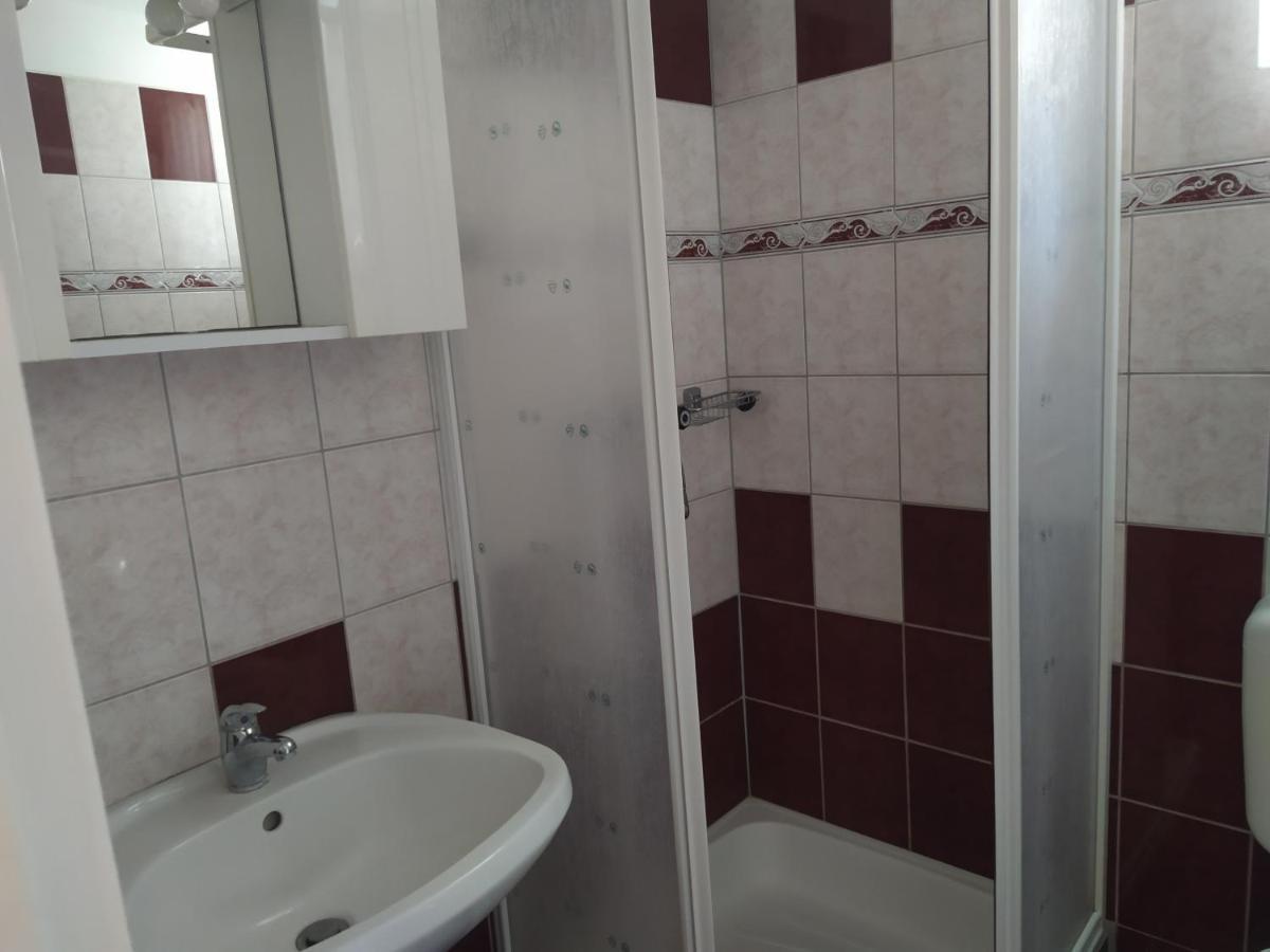 Ildiko Appertements Apartment Zalakaros Ngoại thất bức ảnh